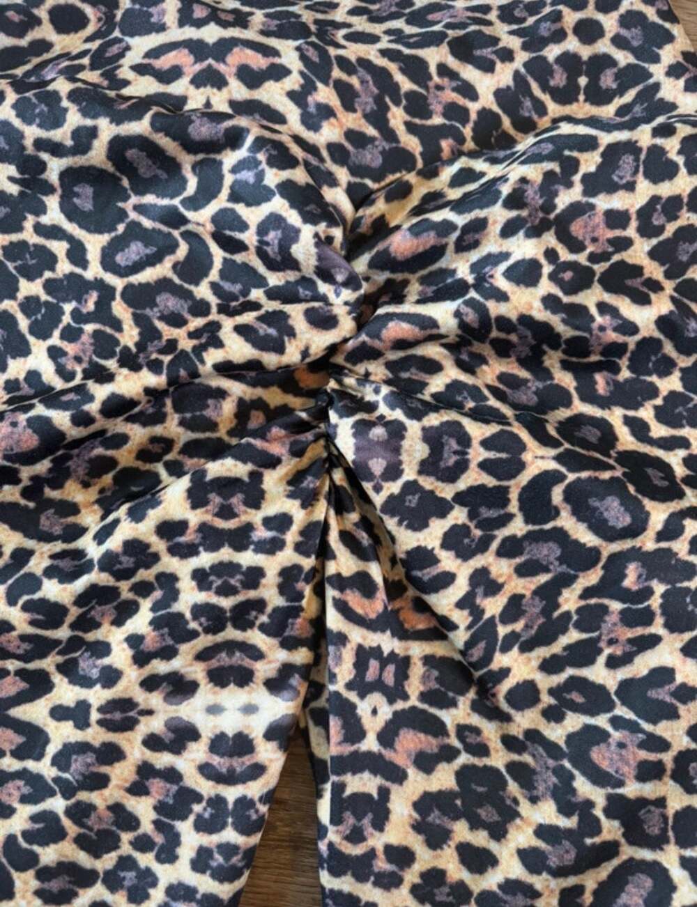 Leopard Print Ruched Butt High-Waisted Mesh Spliced Yoga Leggings - Picture 4 of 5